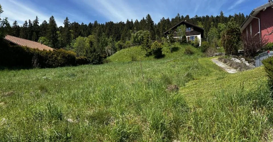 Terrain à bâtir en Zone d'Habitation à Faible Densité – photo 6 sur 6