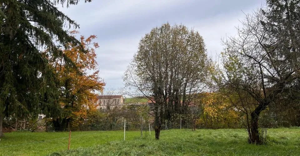 Fontenais, terrain à construire