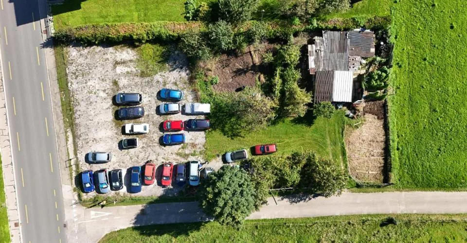 Terrain plat de 1'444 m² à Develier à vendre
