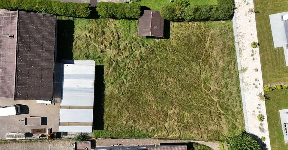 Dans la village de Movelier terrain de 682 m2 en HA à vendre
