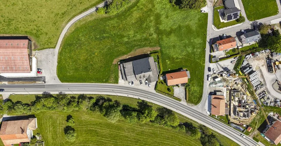 VUADENS | Immeuble mixte pour entreprises ou rendement – Foto 4 von 13