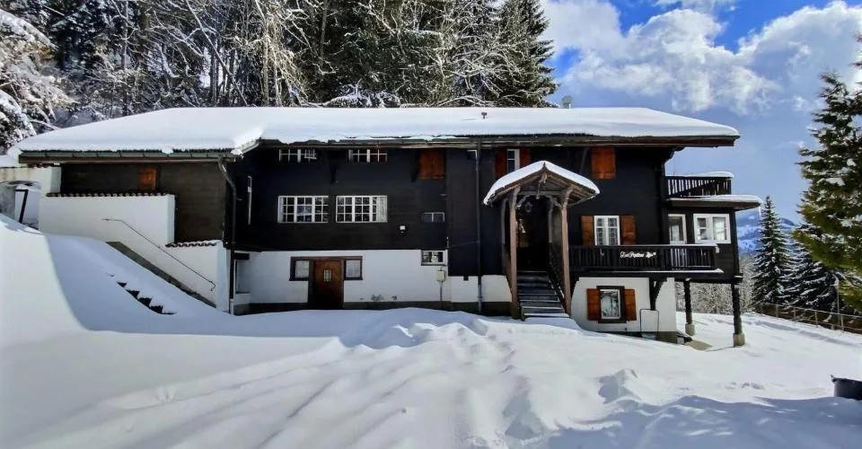 25 37 Bed and Breakfast Les Papillons- A rénover