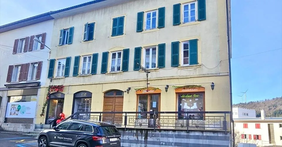 Immeuble mixte à vendre au centre-ville