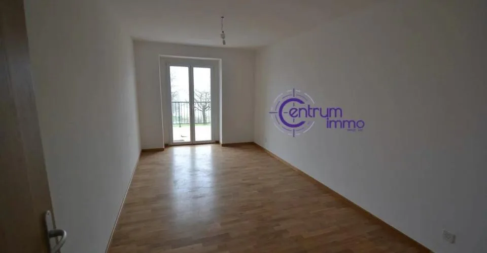 Bel immeuble de rendement de 7 appartements, avec une grange attenante