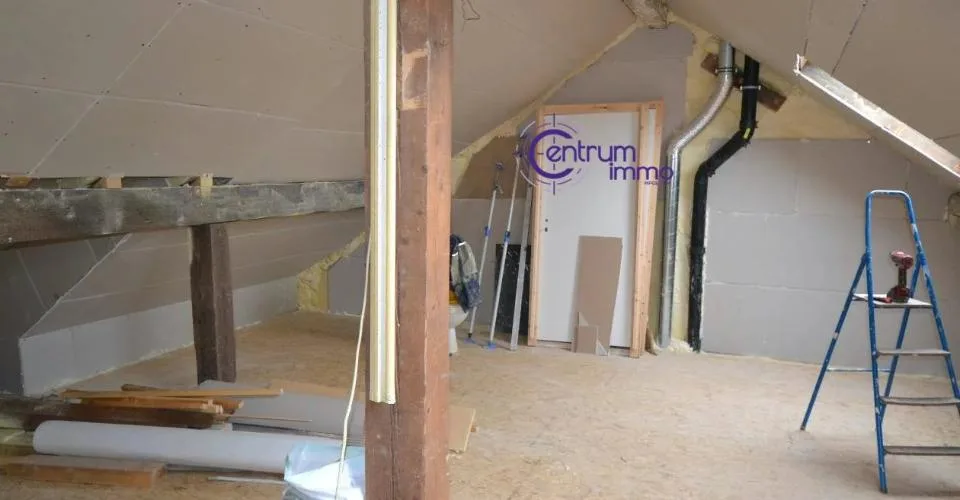 Bel immeuble de rendement de 7 appartements, avec une grange attenante