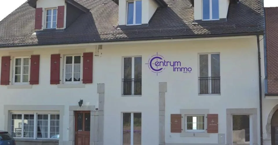 Bel immeuble de rendement de 7 appartements, avec une grange attenante