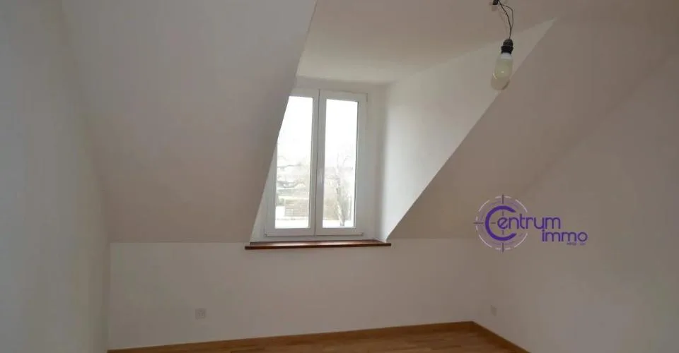 Bel immeuble de rendement de 7 appartements, avec une grange attenante