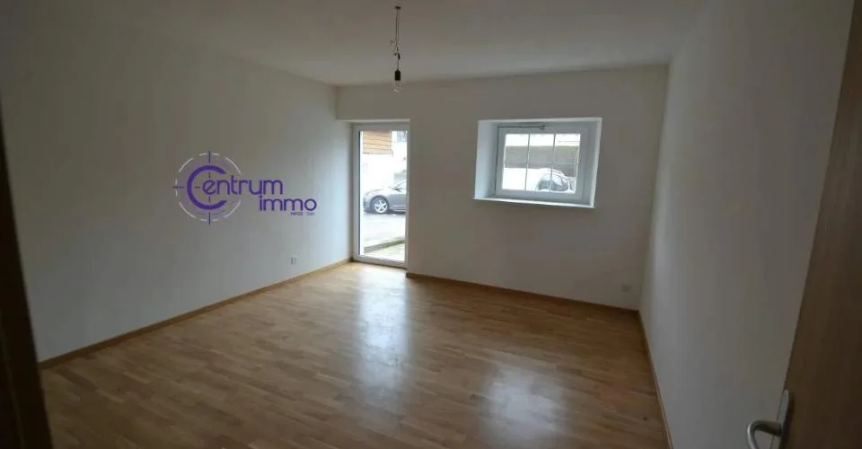 Bel immeuble de rendement de 7 appartements, avec une grange attenante
