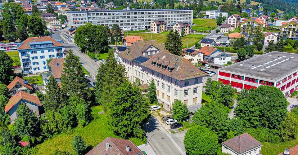 Immeuble industriel historique au coeur de Ste-Croix