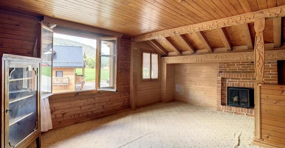 Chalet de deux appartements et un commerce | BC IMMO