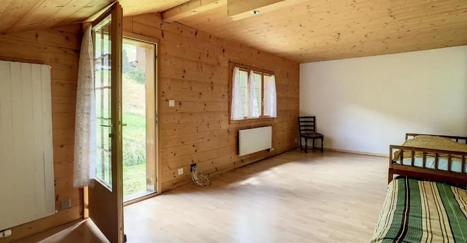 Chalet de deux appartements et un commerce | BC IMMO