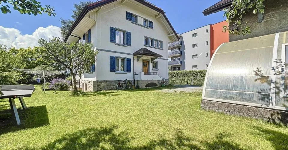 Maison à vendre avec potentiel de rendement locatif – Foto 2 von 11