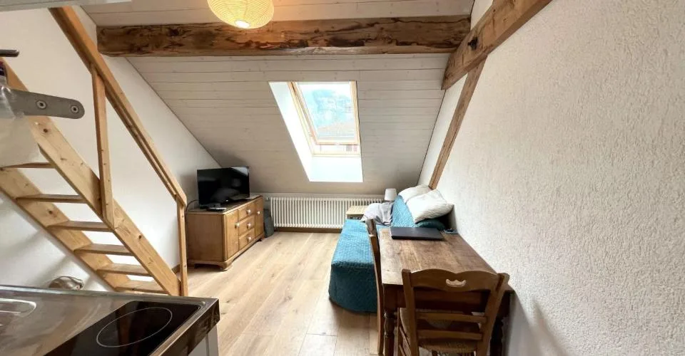Maison à vendre avec potentiel de rendement locatif – Foto 10 von 11