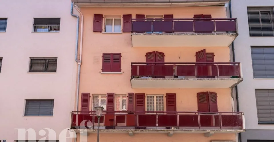 Immeuble mixte composé d'une arcade et de 4 logements au centre ville de Monthey