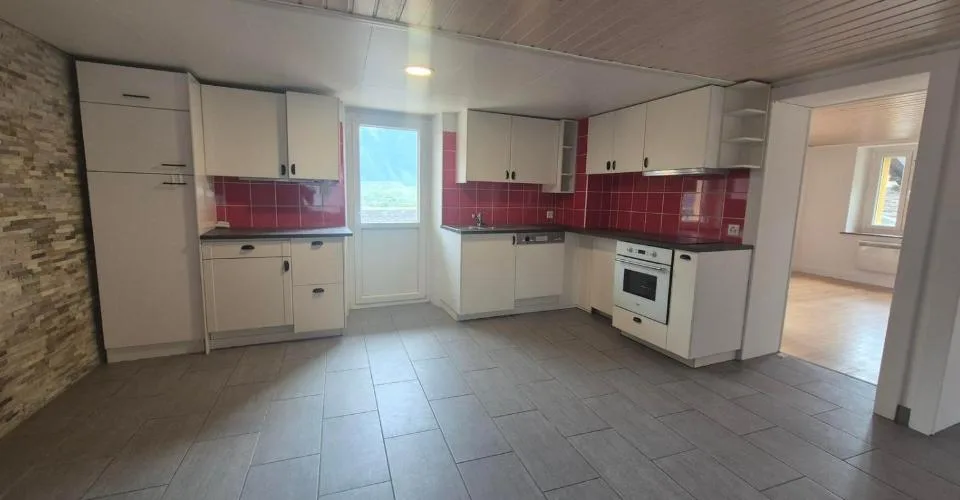 Maison villageoise de deux appartements. – Foto 2 von 7