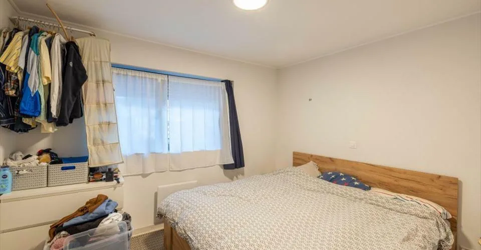 Immeuble avec revenus stables – logements, commerce et parking – Foto 10 von 13