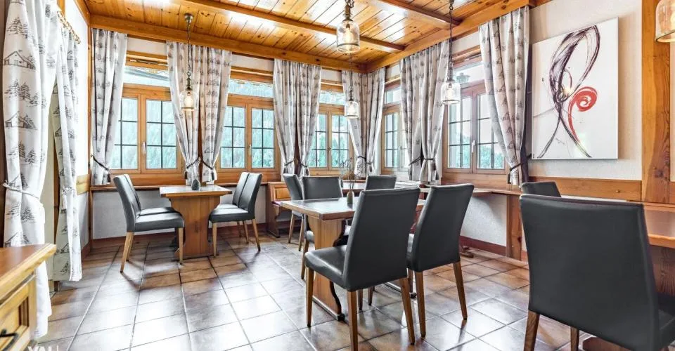 Hôtel-Restaurant Jägerheim dans un emplacement privilégié avec une large gamme d'utilisations