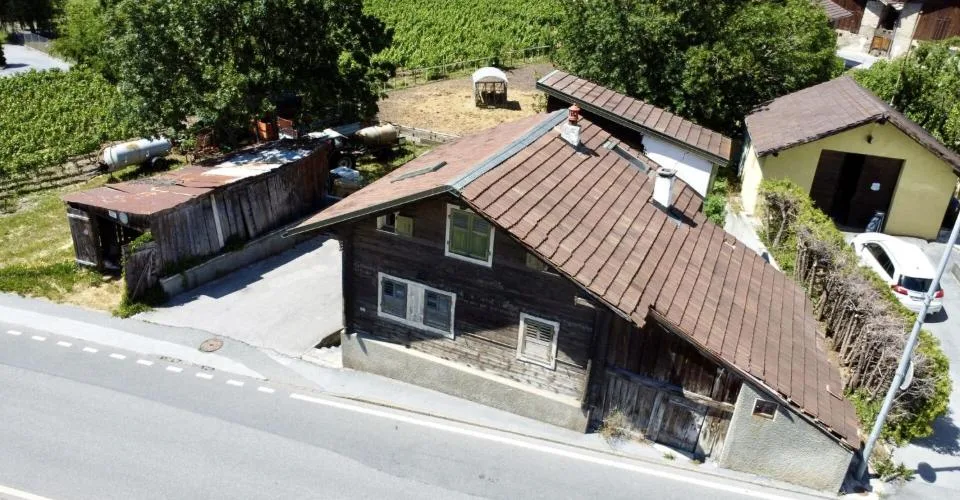 Maison à rénover avec cave aménageable selon désire