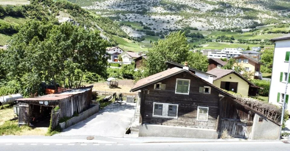 Maison à rénover avec cave aménageable selon désire