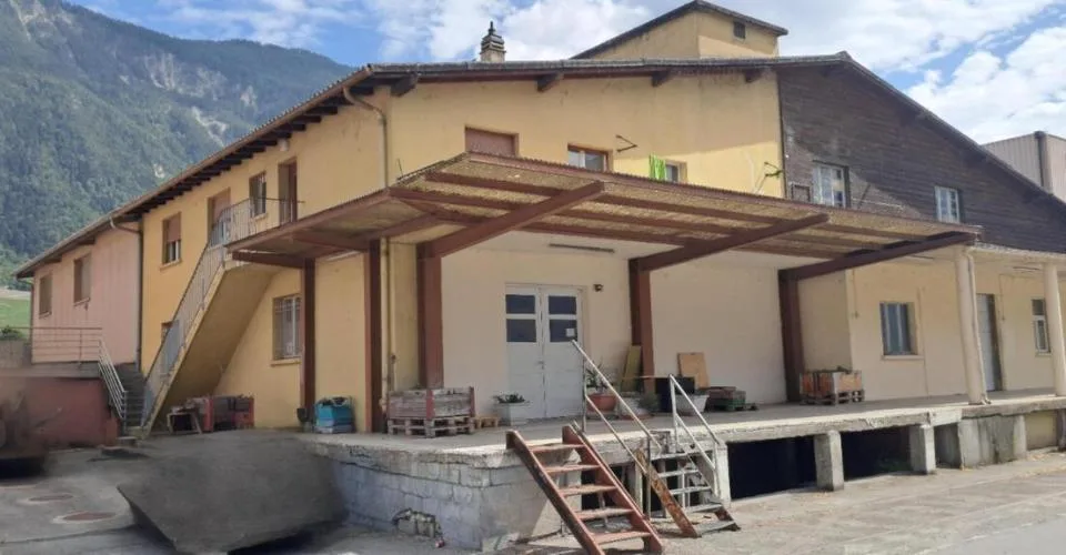 A Vendre Bâtiment Industriel Route du Léman 8 B Charrat