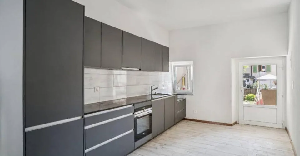 Opportunité rare : immeuble de 4 logements avec cachet – photo 4 of 13
