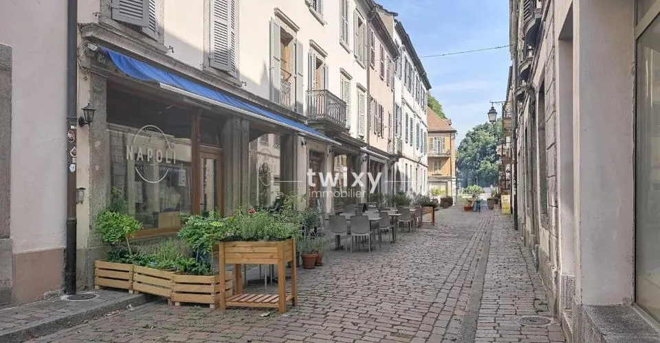 Saint-Maurice | Immeuble mixte de rendement au coeur de la ville