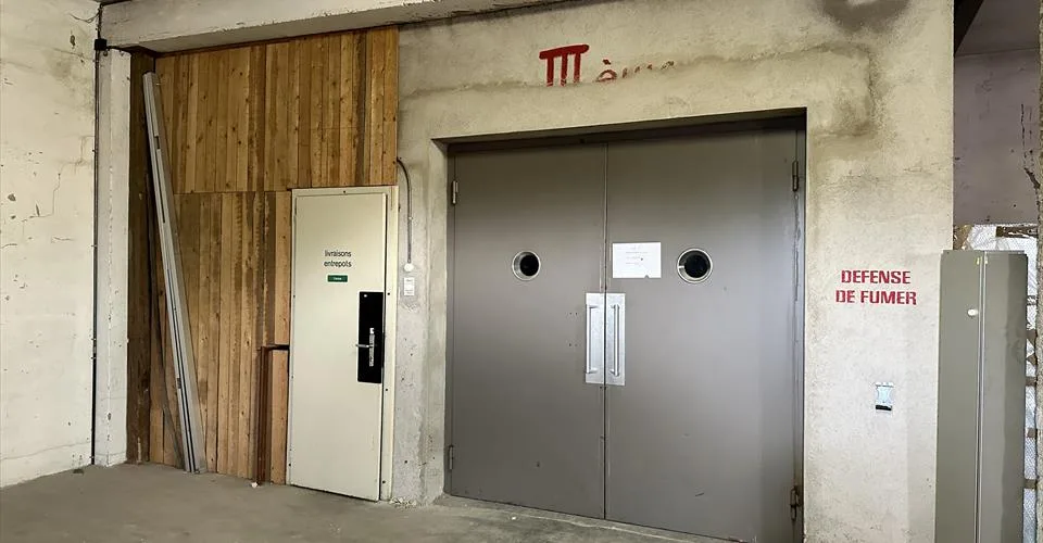 Immeuble locatif & dépôts industriels – photo 8 of 9