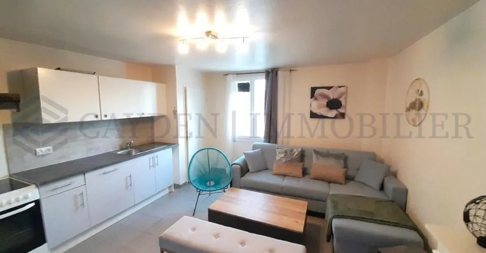 Maison avec 6 logements à fort rendement locatif!