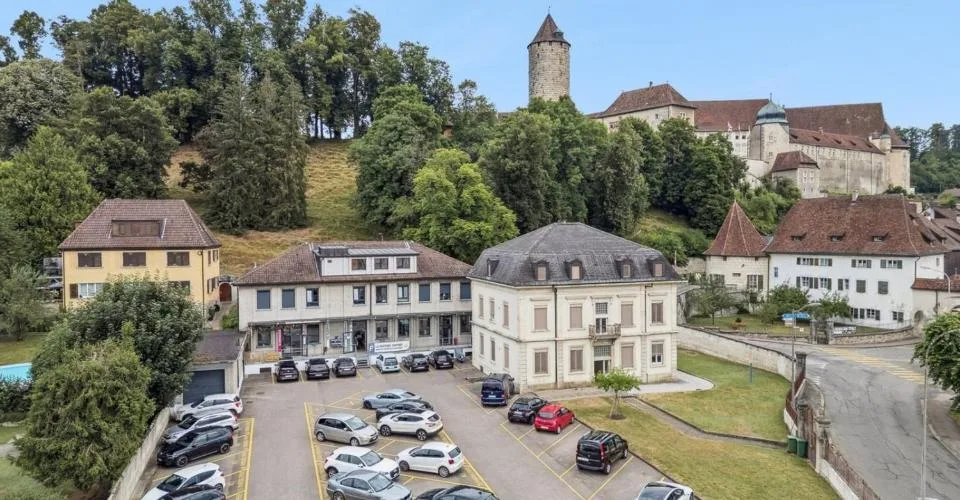 Magnifique Immeuble de rendement, rénové au centre de Porrentruy