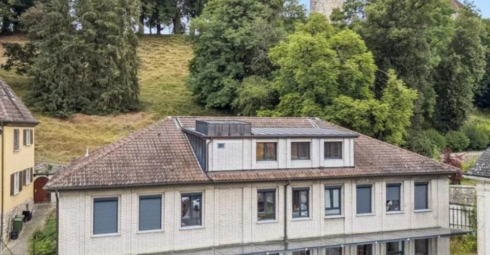 Magnifique Immeuble de rendement, rénové au centre de Porrentruy
