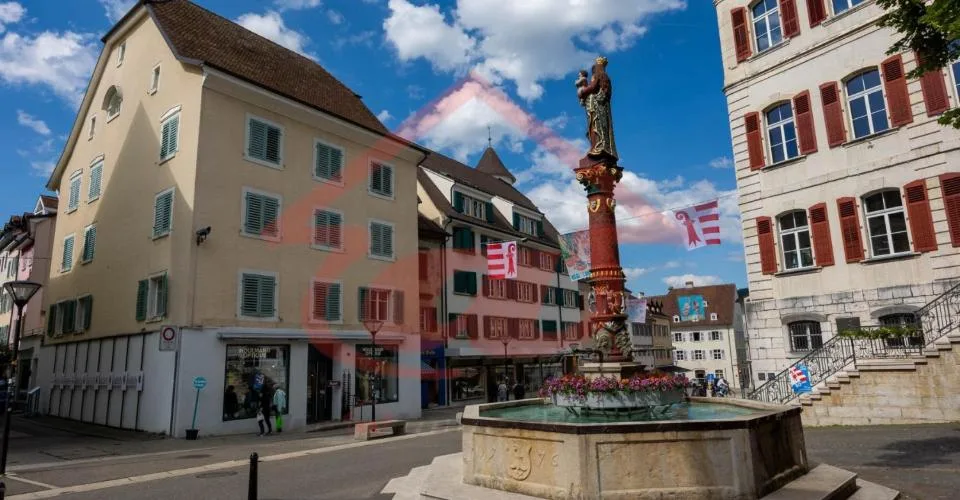 OpportunitÃ© unique : deux immeubles historiques au cÅ“ur de la vieille ville de DelÃ©mont