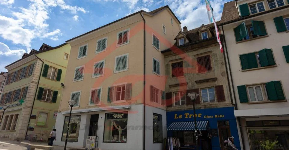 OpportunitÃ© unique : deux immeubles historiques au cÅ“ur de la vieille ville de DelÃ©mont
