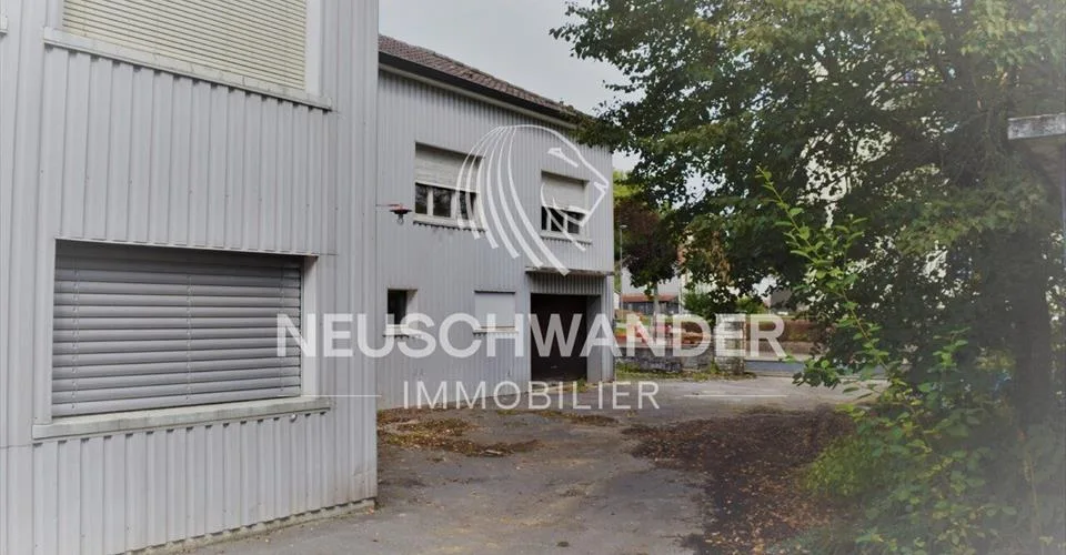 À vendre grands locaux de 4'211 m2 à Porrentruy