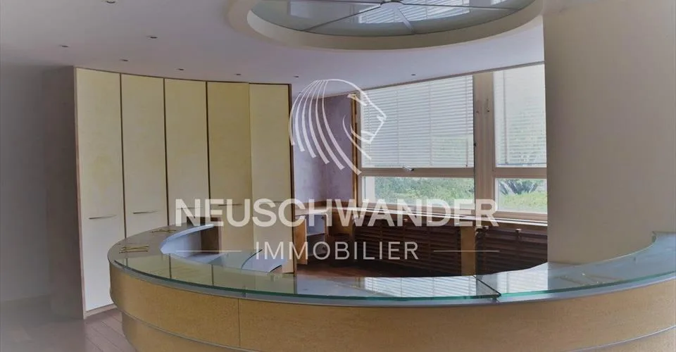 À vendre grands locaux de 4'211 m2 à Porrentruy