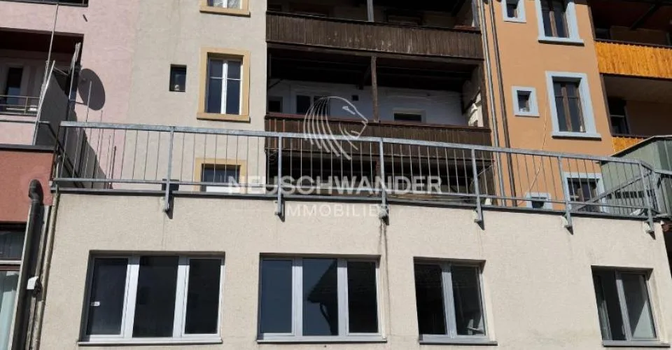 À vendre à Moutier immeuble de rendement de 3 logements et 1 commerce