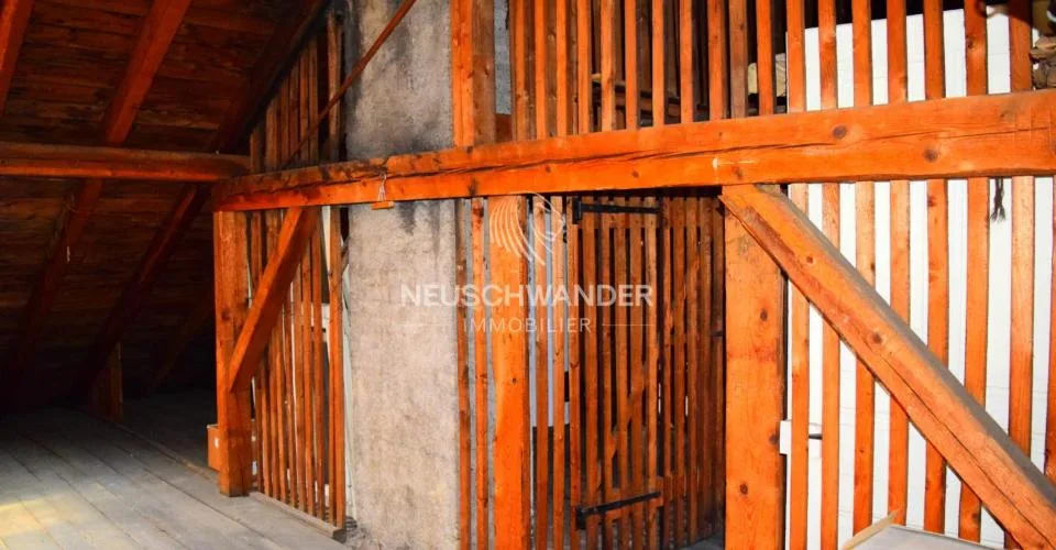 À vendre à Moutier immeuble de rendement de 3 logements et 1 commerce