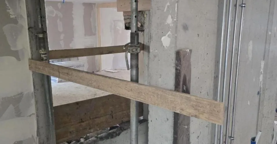 Immeuble entièrement transformé ? 4 appartements + 1 surface commerciale à Porrentruy(JU)