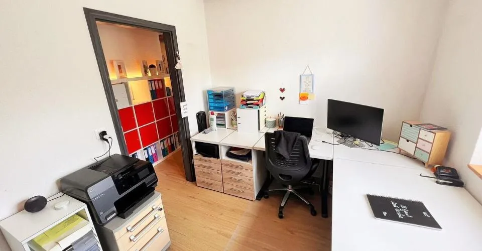 À vendre maison locative de 3 appartements et 15 box-dépôts à Movelier