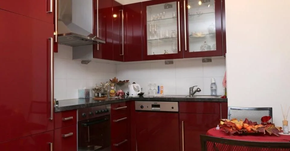Immeuble de 2 logements, 1 studio et 1 bureau à vendre à Porrentruy