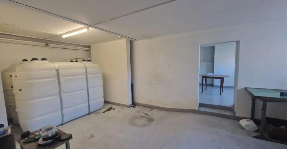 Usine avec 2 appartements à vendre à Courfaivre