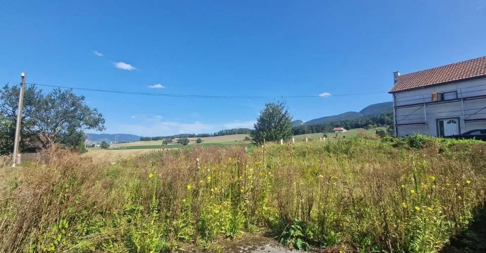 Usine avec 2 appartements à vendre à Courfaivre