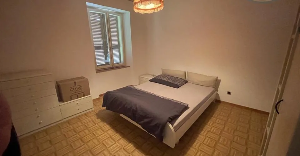 Bâtiment de deux logements et atelier situé à Bonfol
