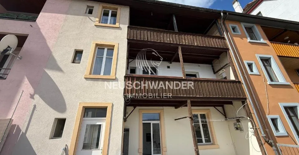 À vendre à Moutier immeuble de 1 commerce et 3 appartements