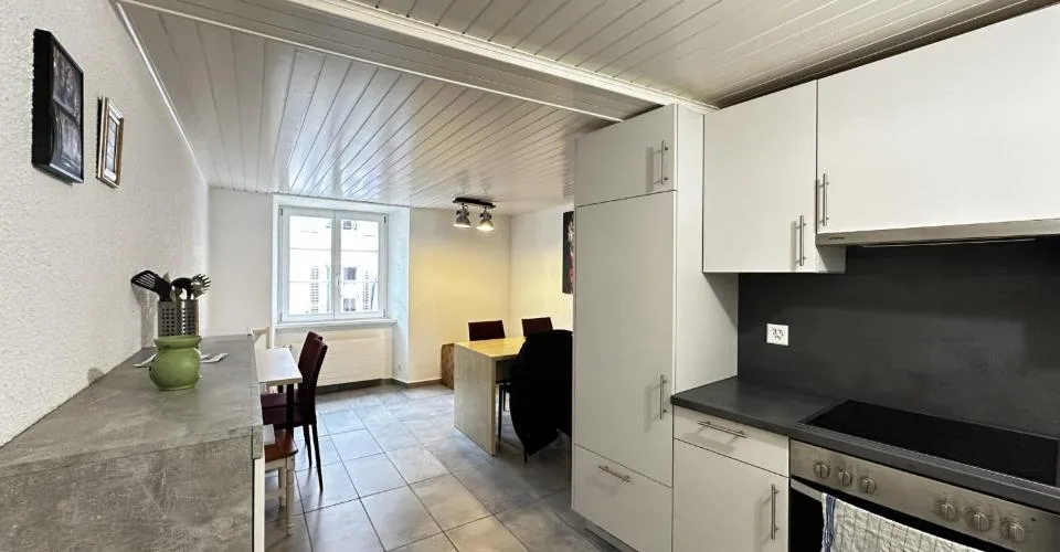 Immeuble de rendement mixte de 5 unités à vendre à Porrentruy