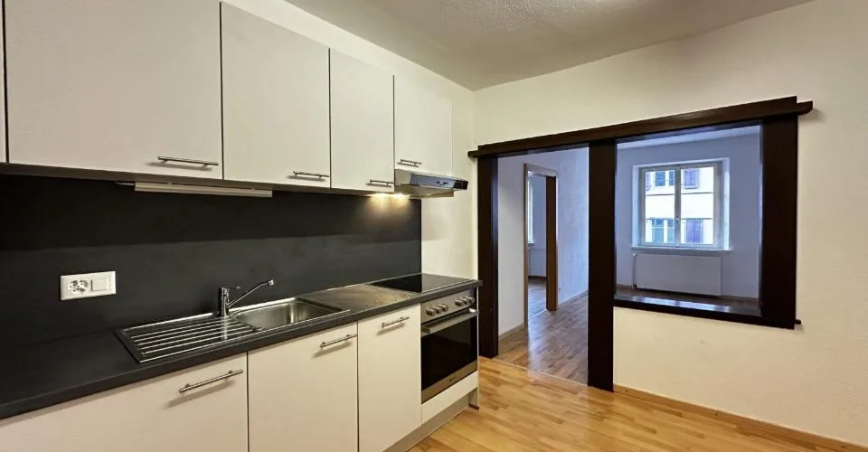 Immeuble de rendement mixte de 5 unités à vendre à Porrentruy