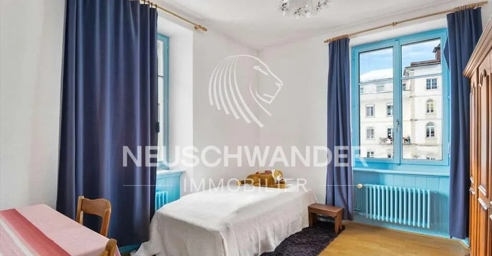 Immeuble de 4 logements et 3 commerces à vendre à Saignelégier