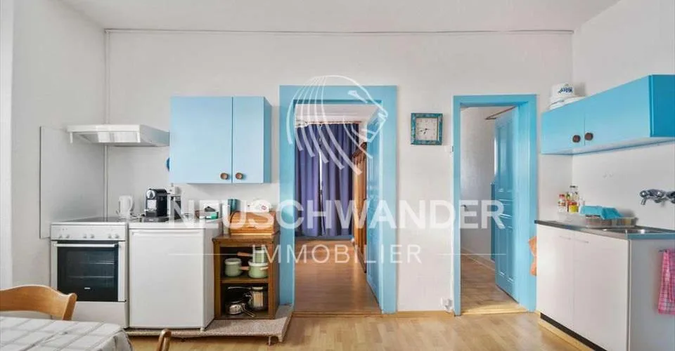 Immeuble de 4 logements et 3 commerces à vendre à Saignelégier