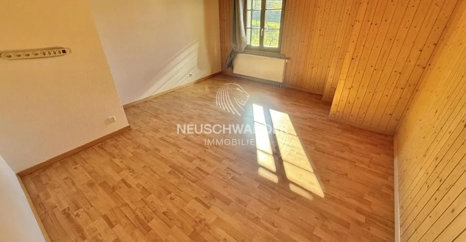 Bâtiment de 2 appartements et 1 grange à vendre à Courchapoix – photo 3 sur 13