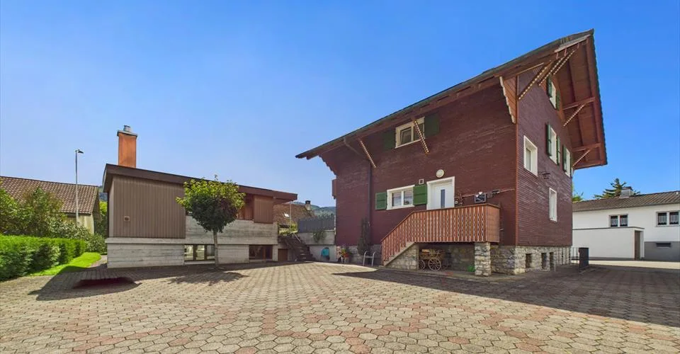 BAISSE DE PRIX !!! - Bâtiment mixte – Fort potentiel d'investissement – photo 2 sur 13