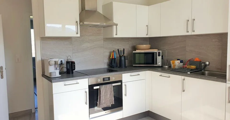 Bel immeuble de 8 appartements rénovés à vendre à Courgenay